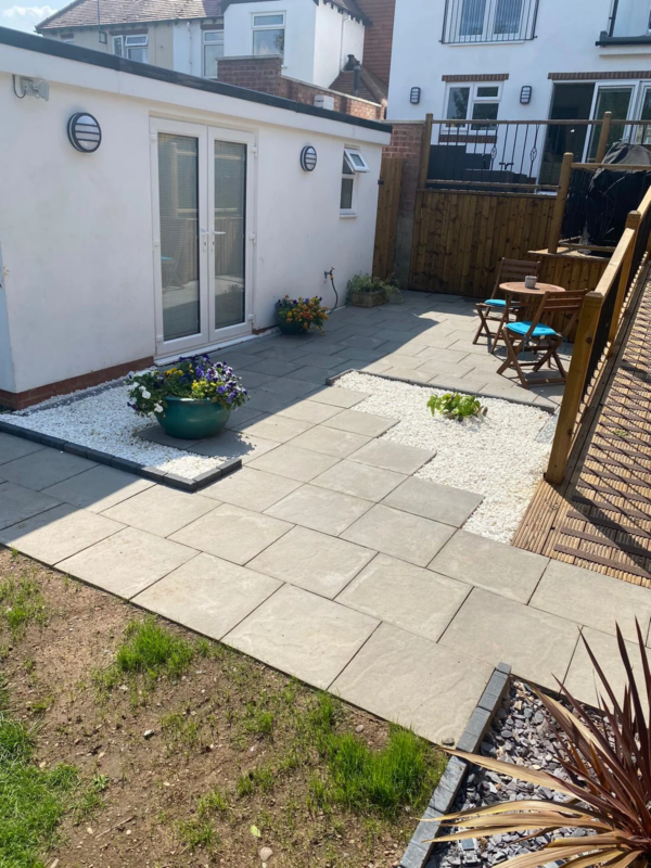 Milford Riven Concrete Paving Slabs - Image 3