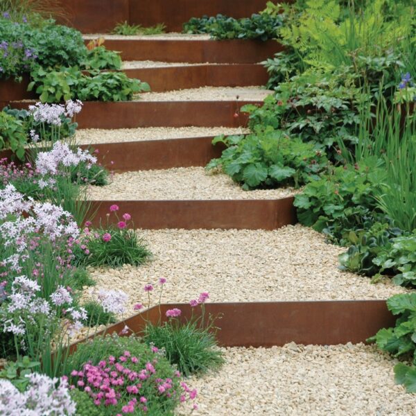 Long Rake Spar Cotswold Chippings Lifestyle