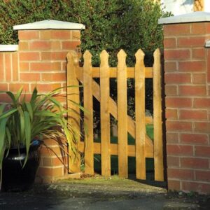 PALGT3 Grange Traditional Gates Palisade Gate Tulip 0.9m PALGT3 Lifestyle1
