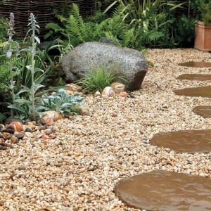 apricot gravel long rake spar lifestyle 01